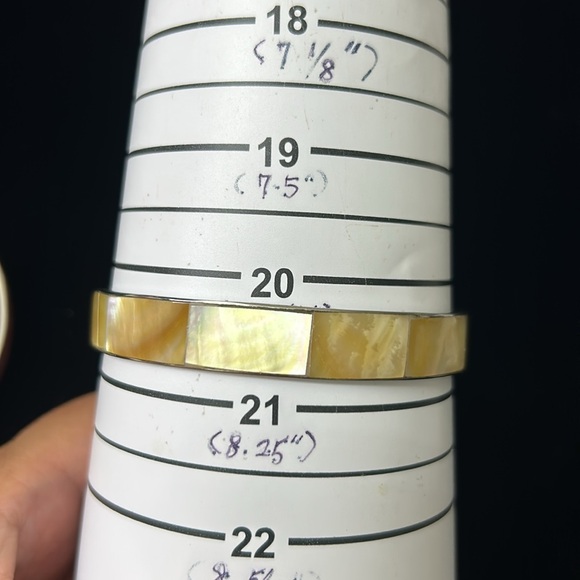 🖤Pink & a yellow Mop Bangle set - Picture 9 of 13